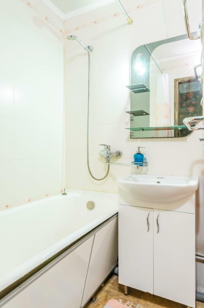 Kozzy Apartment In Kiev City Center Lu7 Extérieur photo